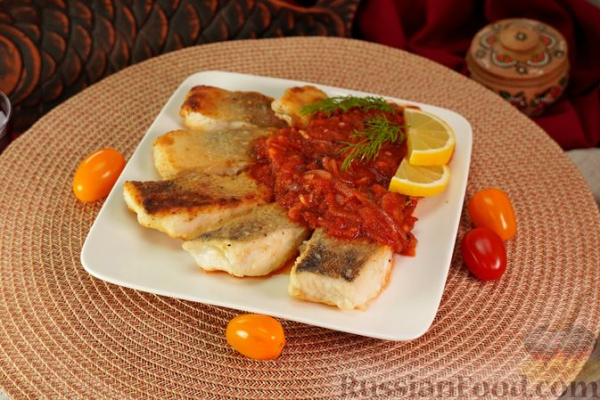Жареная рыба с соусом "Саворо" Жареная рыба с соусом "Саворо"