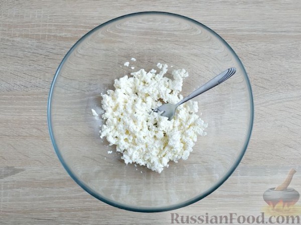 Сладкий омлет с творогом и курагой Сладкий омлет с творогом и курагой