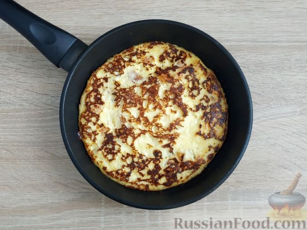 Сладкий омлет с творогом и курагой Сладкий омлет с творогом и курагой