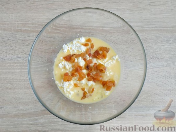 Сладкий омлет с творогом и курагой Сладкий омлет с творогом и курагой