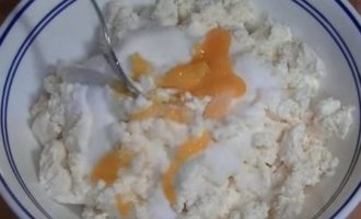 Пышные сырники из творога на сковороде классические Пышные сырники из творога на сковороде классические
