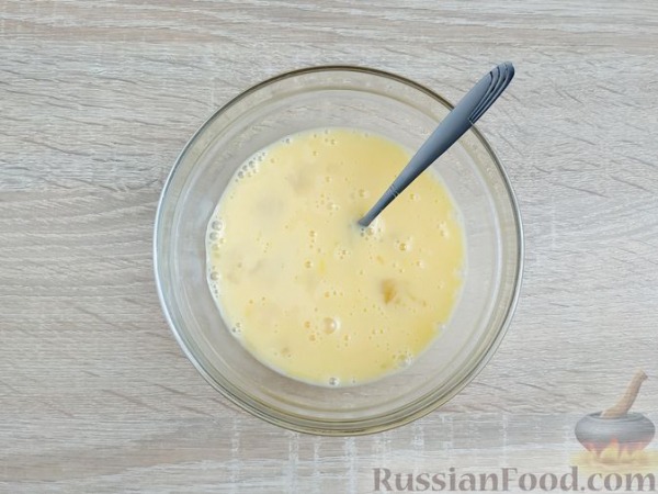 Сладкий омлет с творогом и курагой Сладкий омлет с творогом и курагой