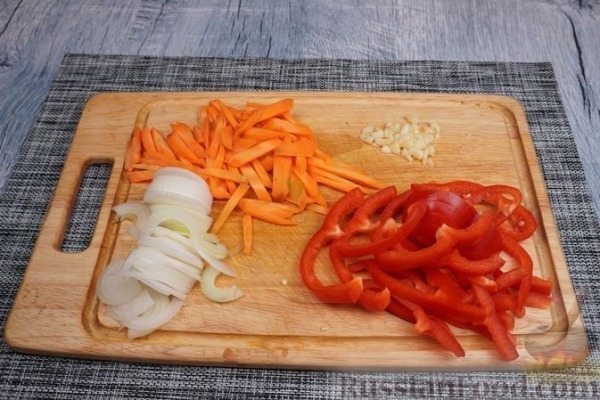 Кускус с овощами и мясом, на сковороде Кускус с овощами и мясом, на сковороде