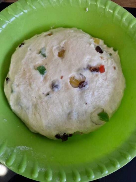 Сливочный кулич с начинкой Сливочный кулич с начинкой
