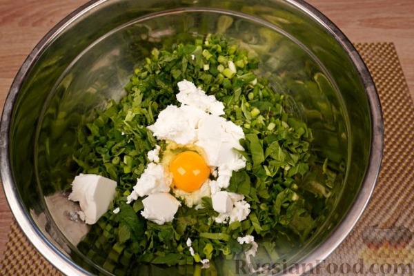 Самса с сыром и зеленью Самса с сыром и зеленью