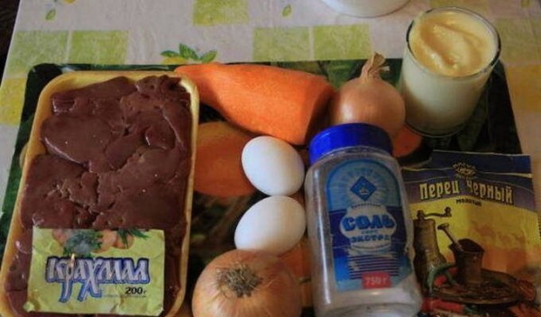 Печеночный торт из куриной печени Печеночный торт из куриной печени