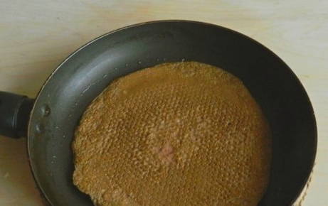 Печеночный торт из свиной печени классический Печеночный торт из свиной печени классический