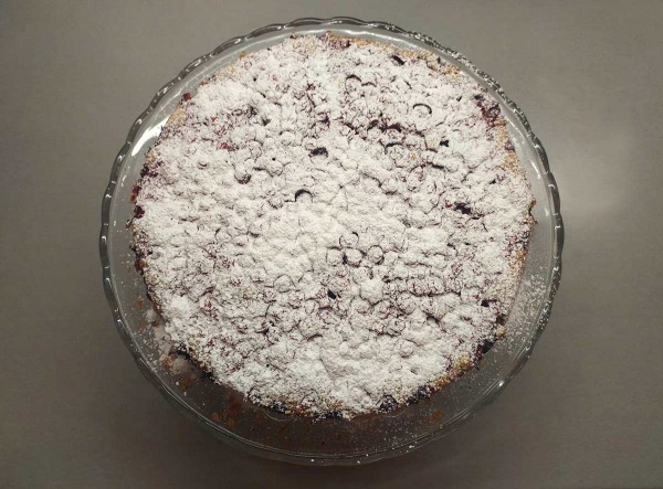 Пирог с красной смородиной и маком Пирог с красной смородиной и маком