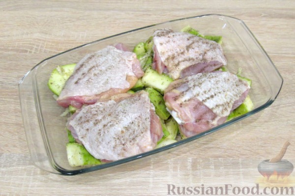 Курица с кабачками в духовке Курица с кабачками в духовке