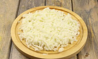 Салат Мимоза с сыром и консервами классический Салат Мимоза с сыром и консервами классический