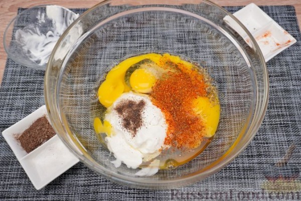 Пирог из слоёного теста, с мясными фрикадельками и кабачками Пирог из слоёного теста, с мясными фрикадельками и кабачками