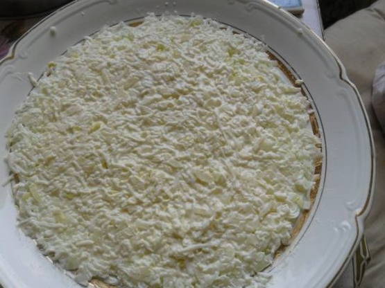 Салат Мимоза с сыром и консервами классический Салат Мимоза с сыром и консервами классический