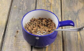 Салат Мимоза с сыром и консервами классический Салат Мимоза с сыром и консервами классический