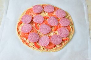 Пицца с копченой колбасой Пицца с копченой колбасой
