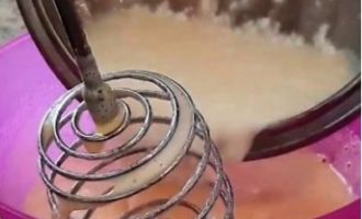 Пышная шарлотка с яблоками в духовке классическая Пышная шарлотка с яблоками в духовке классическая