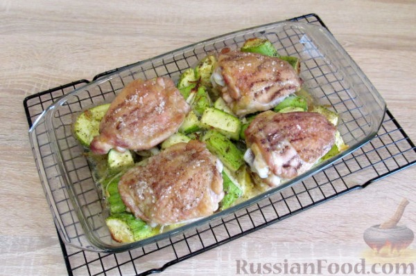 Курица с кабачками в духовке Курица с кабачками в духовке