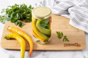 Маринованный стручковый перец Маринованный стручковый перец