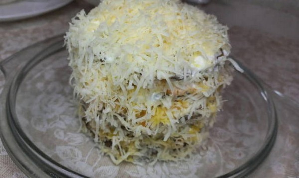 Печеночный торт из куриной печени Печеночный торт из куриной печени