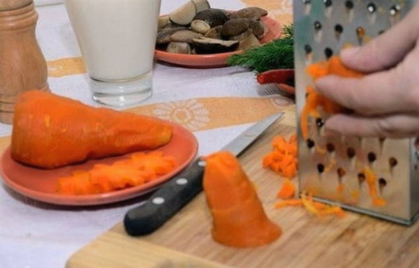 Печеночный торт из куриной печени Печеночный торт из куриной печени