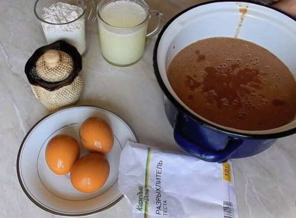 Печеночный торт из куриной печени Печеночный торт из куриной печени