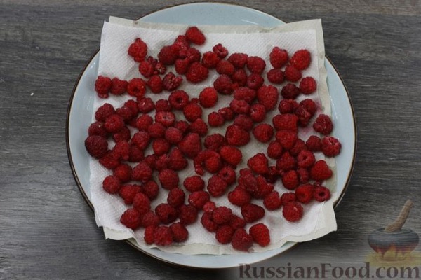 Постный тёртый пирог с малиной Постный тёртый пирог с малиной
