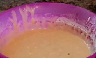 Пышная шарлотка с яблоками в духовке классическая Пышная шарлотка с яблоками в духовке классическая