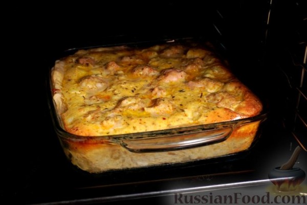 Пирог из слоёного теста, с мясными фрикадельками и кабачками Пирог из слоёного теста, с мясными фрикадельками и кабачками