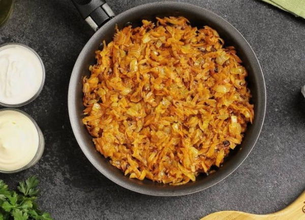 Печеночный торт из куриной печени Печеночный торт из куриной печени