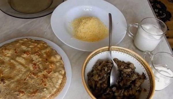 Печеночный торт из куриной печени Печеночный торт из куриной печени