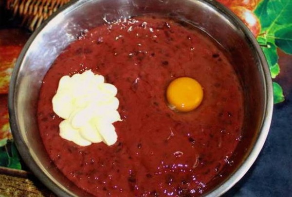 Печеночный торт из свиной печени классический Печеночный торт из свиной печени классический