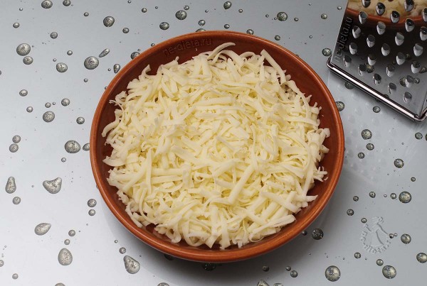 Слойки с ветчиной и сыром Слойки с ветчиной и сыром