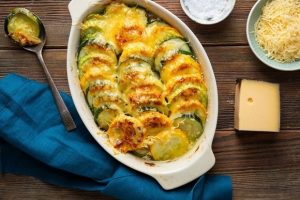 «Невероятно ароматно и вкусно»: такая запеканка из кабачков станет хитом вашего меню