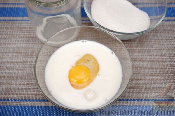 Пирог на йогурте, с заварным кремом и абрикосами Пирог на йогурте, с заварным кремом и абрикосами