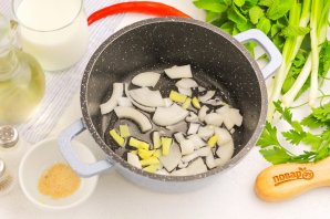"Том ям" с курицей "Том ям" с курицей