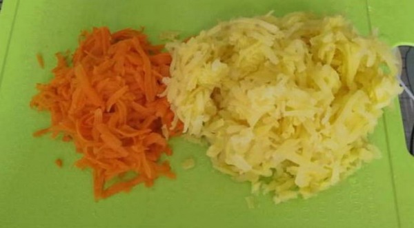 Салат Мимоза с сыром и консервами классический Салат Мимоза с сыром и консервами классический