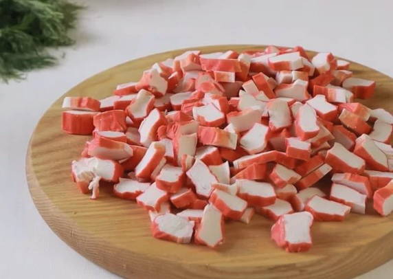 Крабовый салат классический Крабовый салат классический