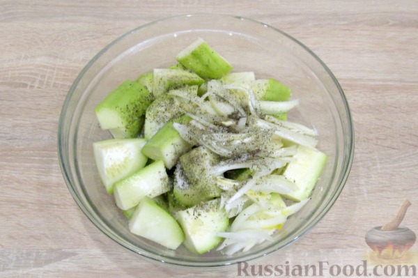 Курица с кабачками в духовке Курица с кабачками в духовке