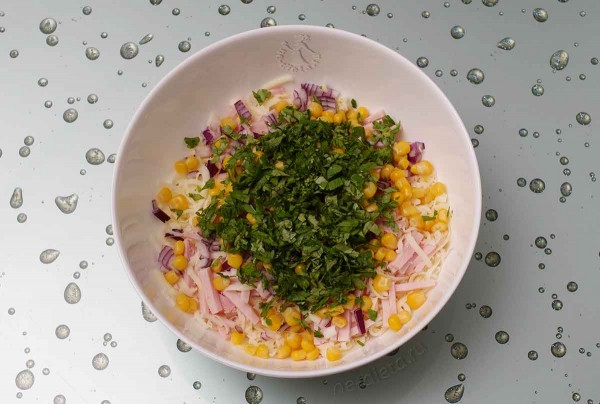 Слойки с ветчиной и сыром Слойки с ветчиной и сыром