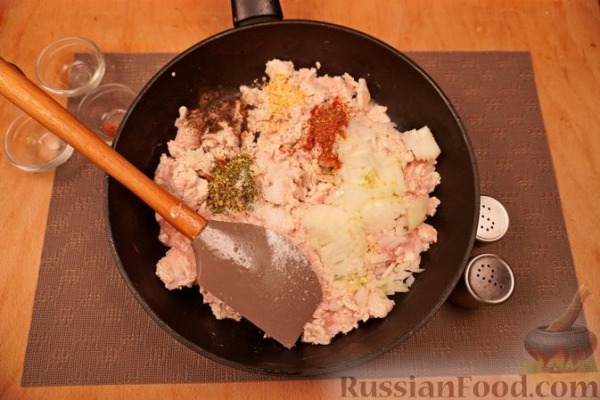 Макароны-ракушки, фаршированные курицей, под сырно-сливочным соусом Макароны-ракушки, фаршированные курицей, под сырно-сливочным соусом