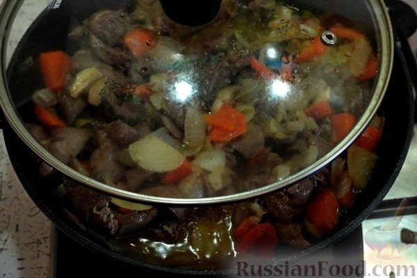 Рулет из блинного теста, с паштетом (в духовке) Рулет из блинного теста, с паштетом (в духовке)
