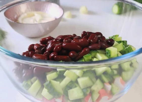 Крабовый салат классический Крабовый салат классический