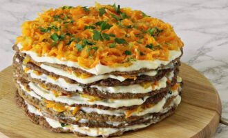 Печеночный торт из куриной печени Печеночный торт из куриной печени