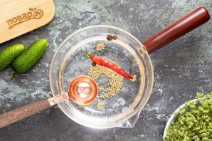 Быстрые маринованные огурцы Быстрые маринованные огурцы