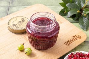 Варенье из крыжовника и красной смородины Варенье из крыжовника и красной смородины