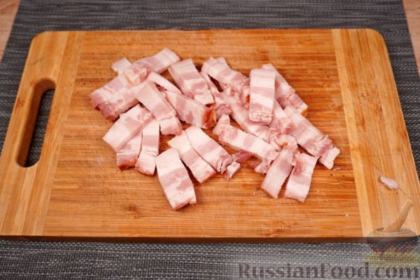 Лечо с колбасками и клёцками Лечо с колбасками и клёцками
