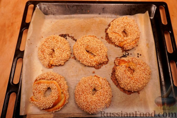 Масляные симиты в кунжуте Масляные симиты в кунжуте