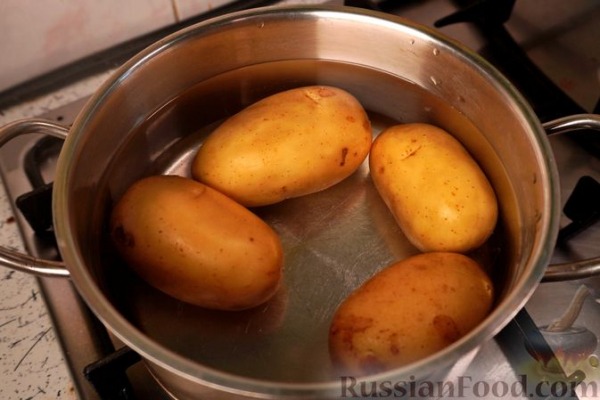 Пататокефтедес (картофельные котлеты с фетой) Пататокефтедес (картофельные котлеты с фетой)