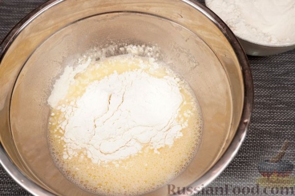 Лечо с колбасками и клёцками Лечо с колбасками и клёцками