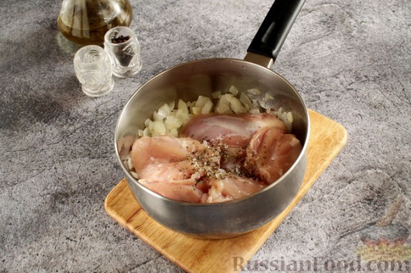 Тушеная курица с помидорами и сладким перцем Тушеная курица с помидорами и сладким перцем