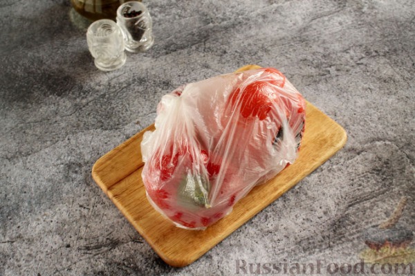 Тушеная курица с помидорами и сладким перцем Тушеная курица с помидорами и сладким перцем
